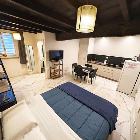 פוסאנו Le Torri Loft Apartment מראה חיצוני תמונה